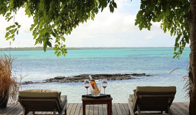 Luxury Mauritius villa rentals : beach house on the east coast of Mauritius island