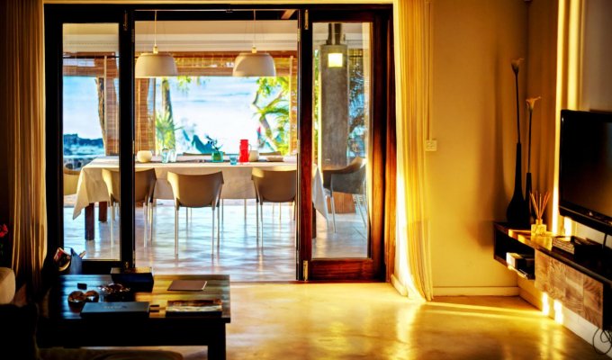 Luxury Mauritius villa rentals : beach house on the east coast of Mauritius island