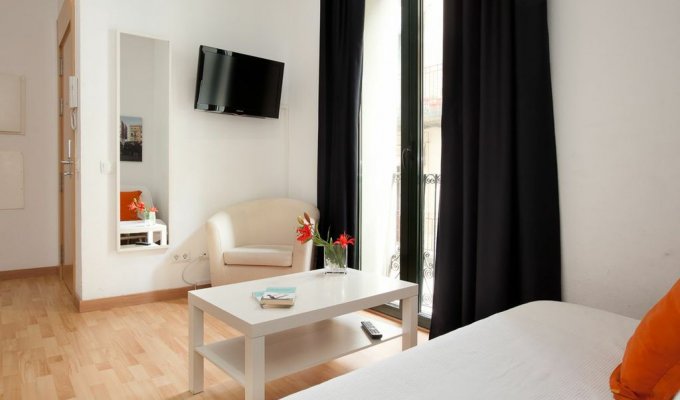 Apartment to rent in Barcelona Wifi AC close town center