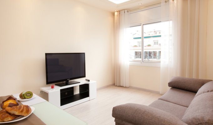 Apartment to rent in Barcelona Eixample Wifi AC