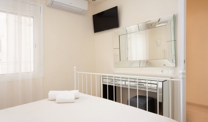 Apartment to rent in Barcelona Eixample Wifi AC