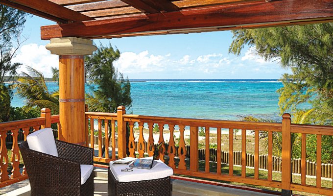 Beach Front Mauritius Villa Holiday Rentals in Poste Lafayette, Luxury villa Mauritius