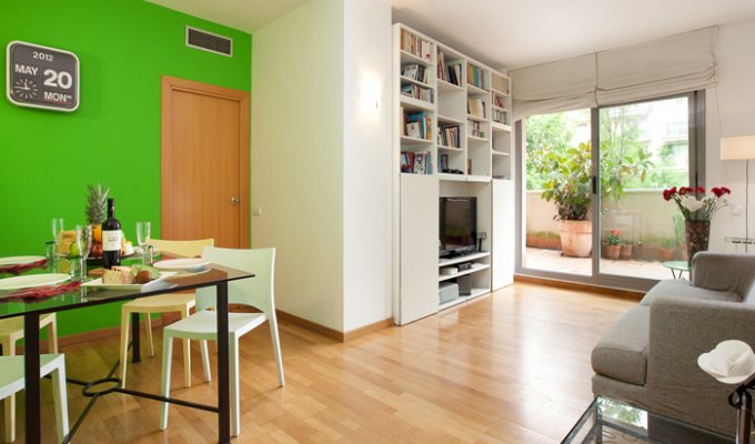 Apartment to rent in Barcelona Poblenou Wifi terrace AC