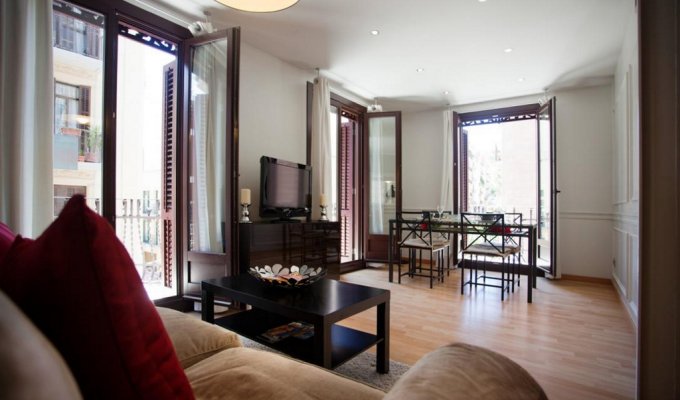 Apartment to rent in Barcelona Montjuic balcony Wifi AC