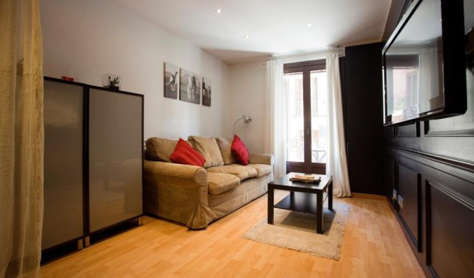 Apartment to rent in Barcelona Montjuic balcony Wifi AC