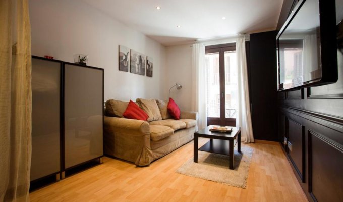 Apartment to rent in Barcelona Montjuic balcony Wifi AC