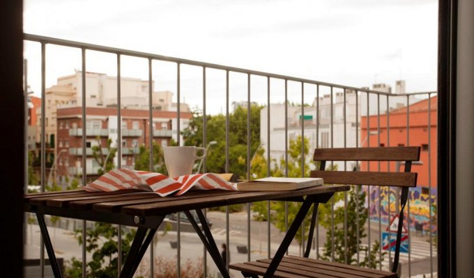 Apartment to rent in Barcelona Plaza España Wifi balcony AC