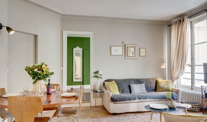 Paris Quartier Latin Notre Dame Apartment Rental near the Seine quaysides