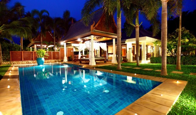 Beachfront Koh Samui Villa Rentals in Maenam 