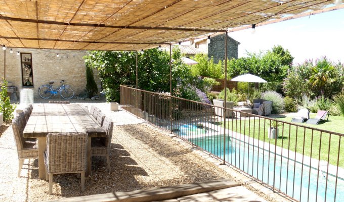 Provence Luberon luxury villa rentals with heated private pool