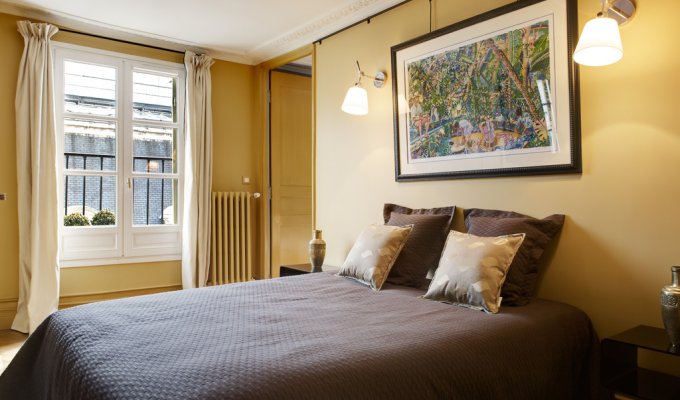 Paris Chatelet Louvre Holiday Apartment rentals 700m from Le Louvre