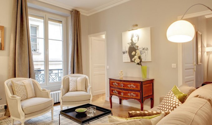 Paris Le Marais Holiday Apartment Rental in the heart of the historical quarter Le Marais