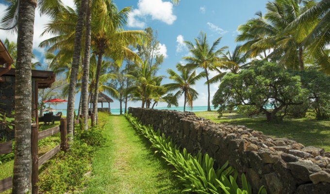 Belle Mare Mauritius villa rentals Beach Front, private pool, east coast of Mauritius Island