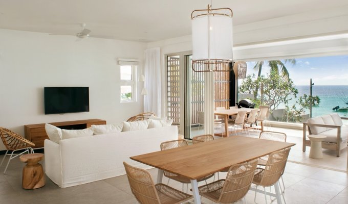 Beachfront Mauritius Villa Rentals in Pereybere close to Grand Bay