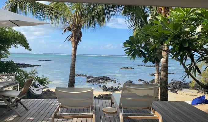 Beachfront Mauritius Villa in Roches Noires close to Belle Mare, private pool & staff 
