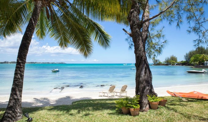 Mauritius Villa rentals  on the Merville Beach with staff close to Grand Baie