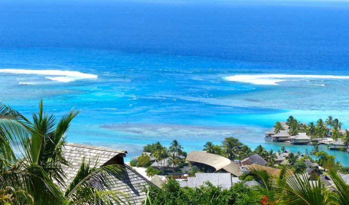 Moorea Villa vacation rental with a great view on the lagoon in a gated property