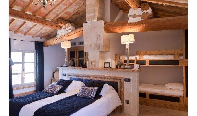 Provence luxury villa rentals Avignon with private pool sauna hammam