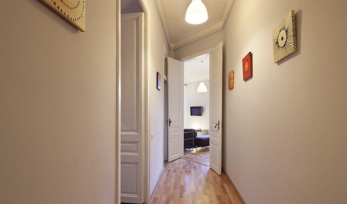 Apartment to rent in Barcelona Wifi Eixample terrace AC