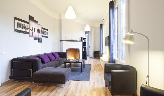 Apartment to rent in Barcelona Wifi Eixample terrace AC