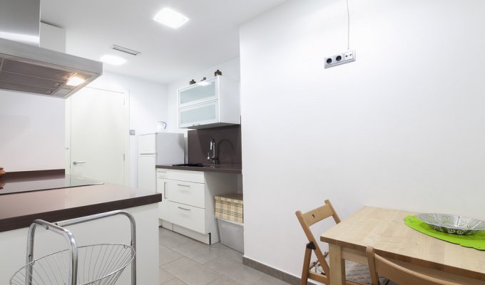 Apartment to rent in Barcelona Gracia Wifi terrace AC