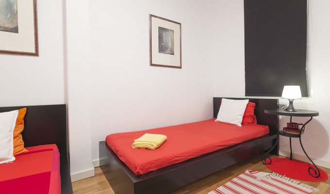 Apartment to rent in Barcelona Gracia Wifi terrace AC