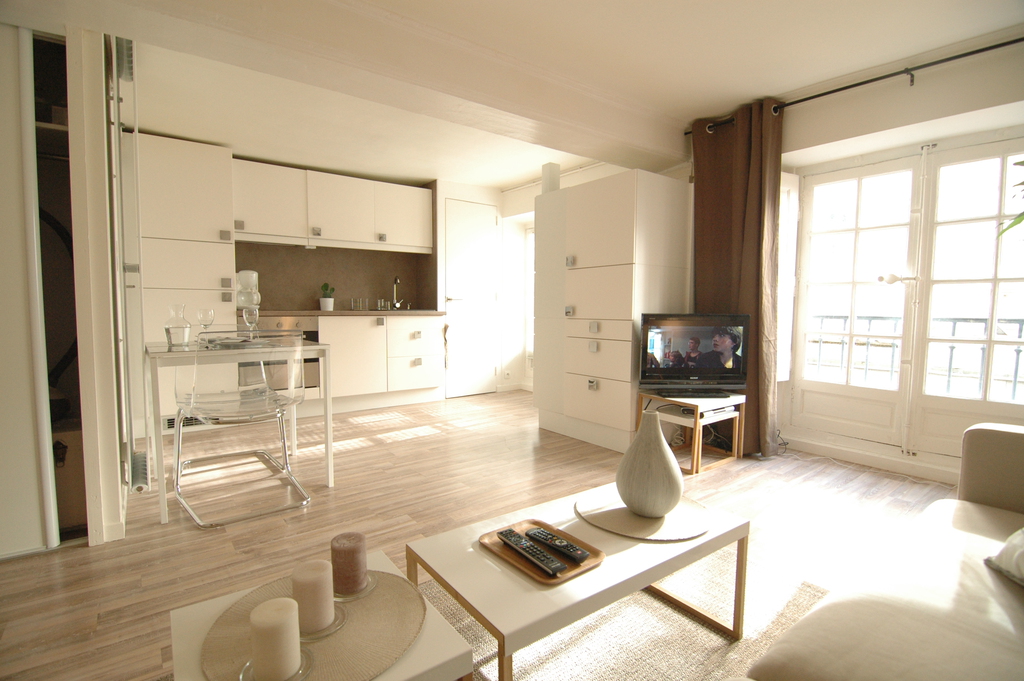 Lyon apartment rentals in the city center Furnished for short term[....]