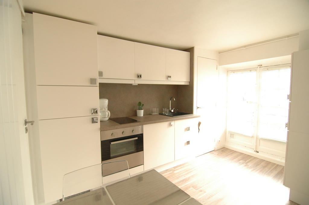 Lyon apartment rentals in the city center Furnished for short term[....]