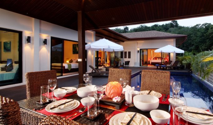Thailand Villa Vacation Rentals in Phuket with private pool and Staff