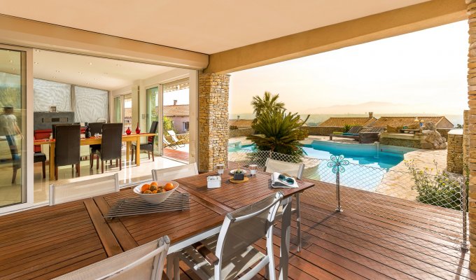 Provence Beaches villa rentals Marseille with private pool and sea view