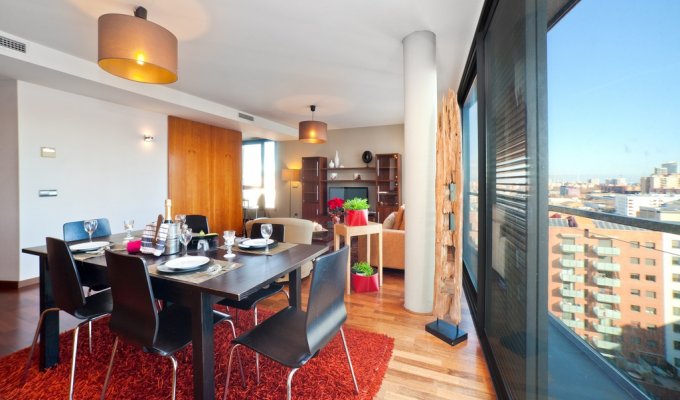 Apartment to rent in Barcelona Poble Nou with Parking & wifi