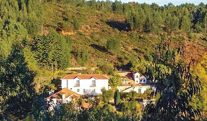 Pedrogao Grande Portugal Villa Holiday Rental close to the Praia Fluvial de Cabril, Portugal Center