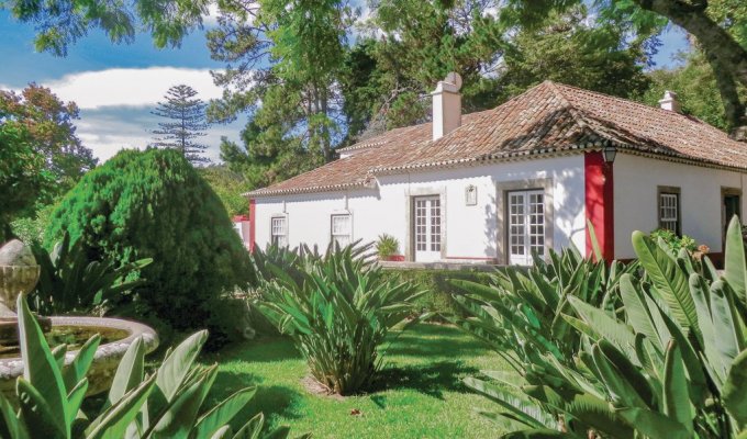 Sintra Portugal Villa Holiday Rental close to Pena National Palace, Lisbon Coast