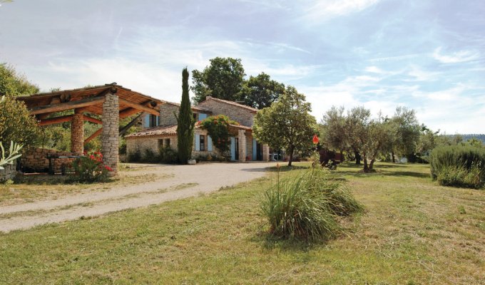 Sainte-Craux-à-Lauze Provence Luberon villa rentals with private pool