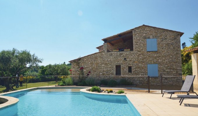 Sainte-Craux-à-Lauze Provence Luberon villa rentals with private pool