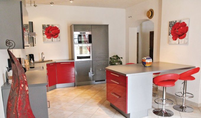 Provence villa rentals Isle sur la Sorgue with private pool 