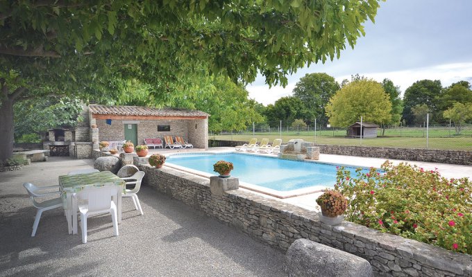 Luberon Holiday Home Rental with Private Pool