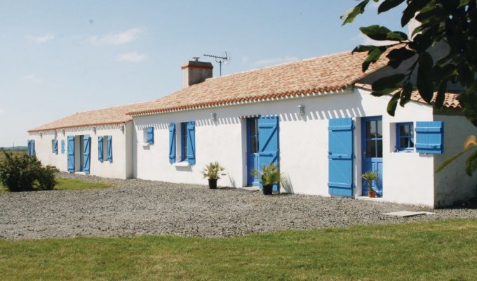 Vendee Holiday Home Rental Challans with private pool