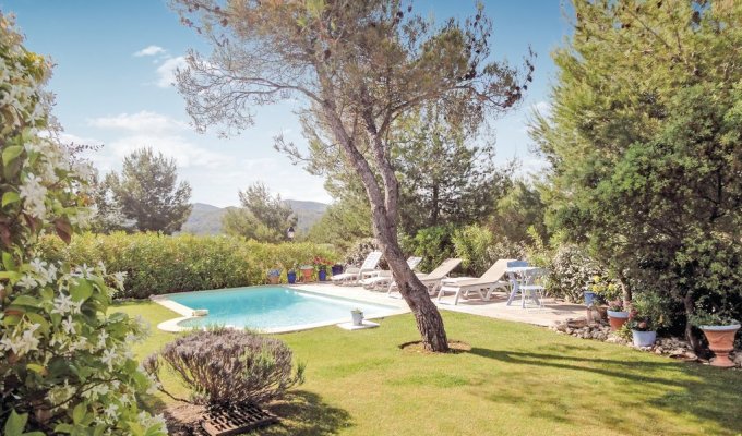 Salon de Provence Villa rental with private swimming pool