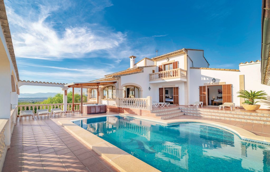 Villa to rent in Majorca private pool Palma de Mallorca
