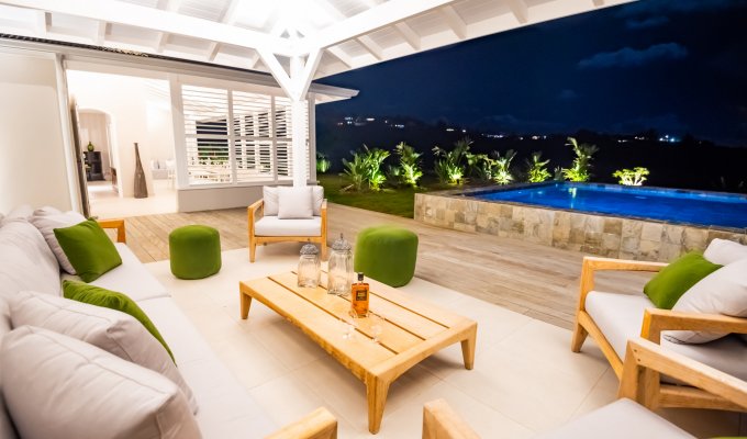 Martinique countryside view villa private pool and close to the beach