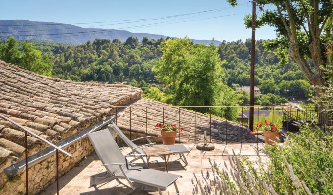 Provence Luberon villa rentals with pool near Gordes