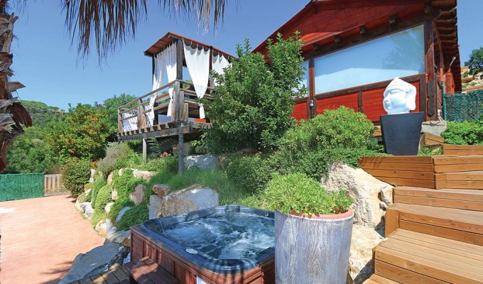 Costa Brava Villa Vacation rental with pool & jacuzzi in Calonge