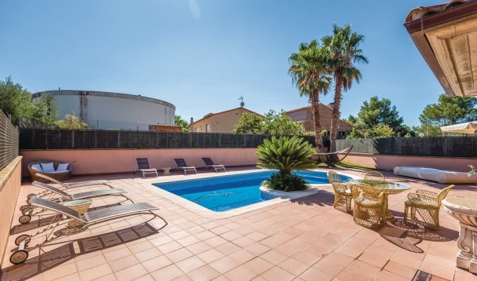 Villa to rent in Barcelona Viladecavalls