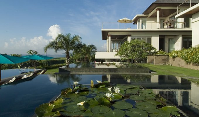 Vacation rentals: complex three luxury villa Sanur, ideal for groups or family holiday