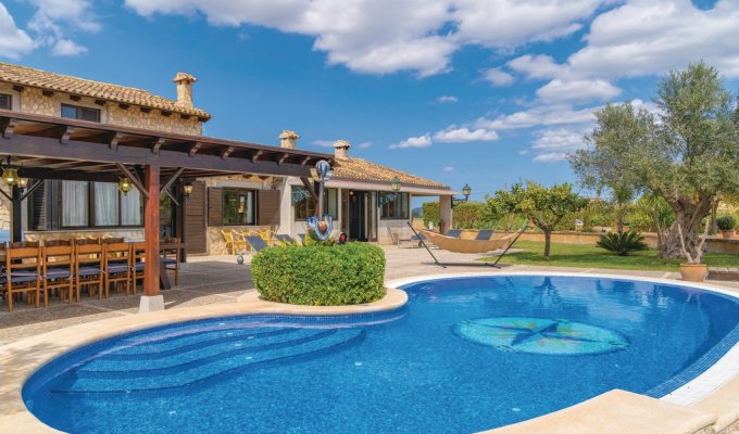 Villa to rent in Mallorca private pool Muro (Balearic Islands)