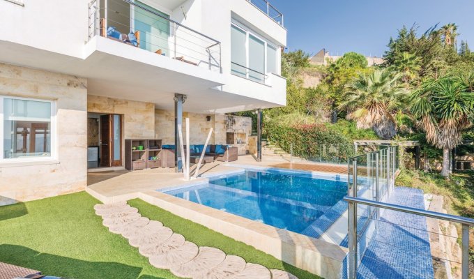 Villa to rent in Barcelona Sant Cebria de Vallalta