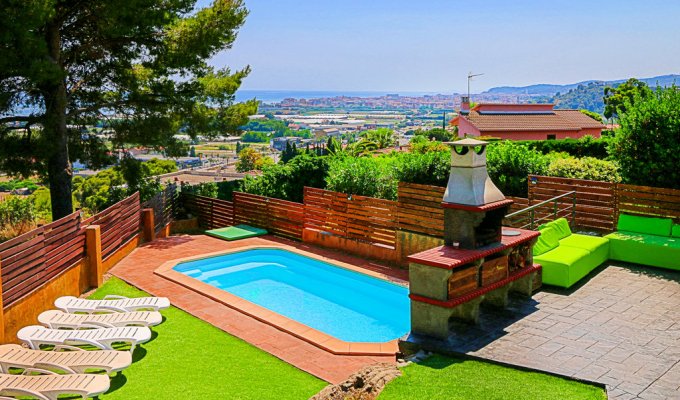 Villa to rent in Barcelona Santa Susanna