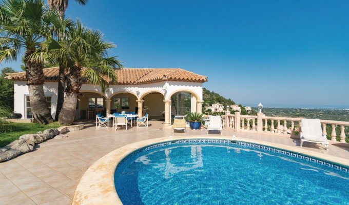 Villa to rent in Alicante (Costa Blanca) private pool Pedreguer