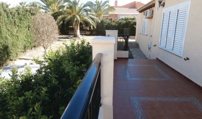 Villa to rent in Alicante (Costa Blanca) private pool seaside Orihuela
